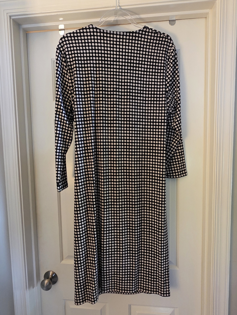 EUC Ann Klein Faux Wrap Dress - Black and Off-White Polka Dot Pattern - Size 16 - Picture 2 of 4